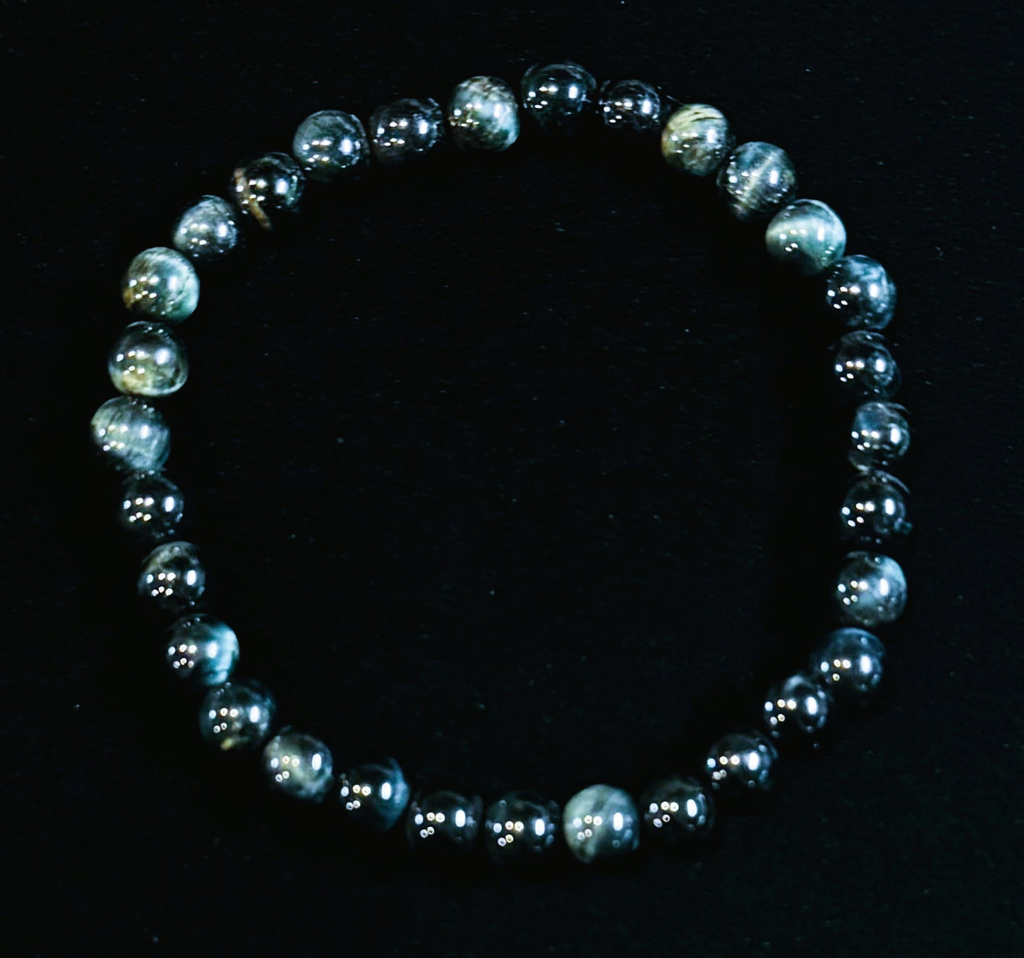 Blue Tigers Eye- Focus